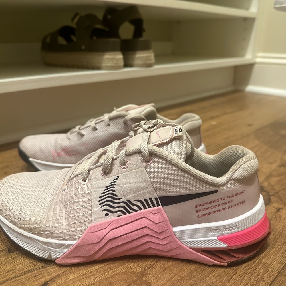 Nike metcon size 8